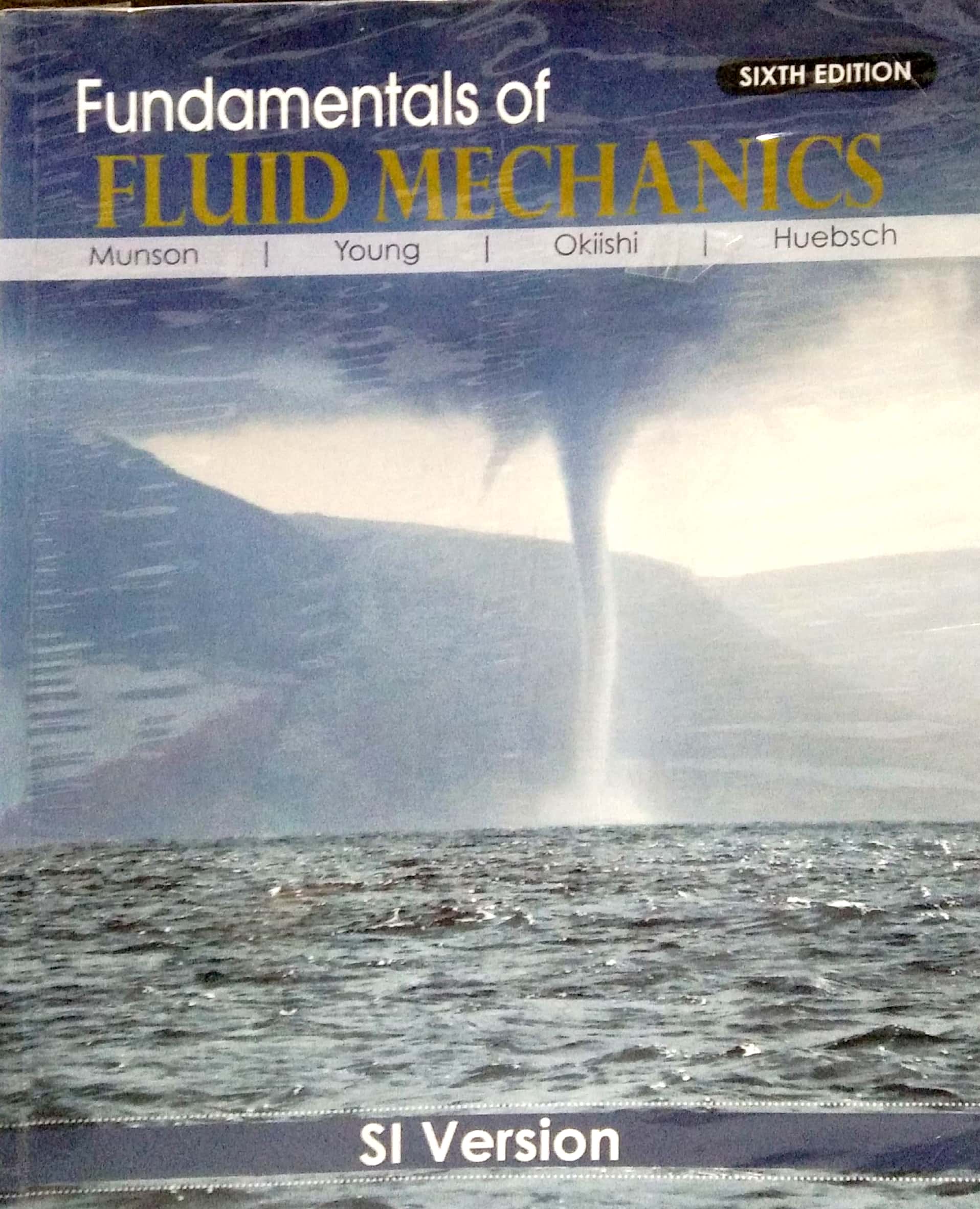 Book cover: Fundamentals of fluid mechanics