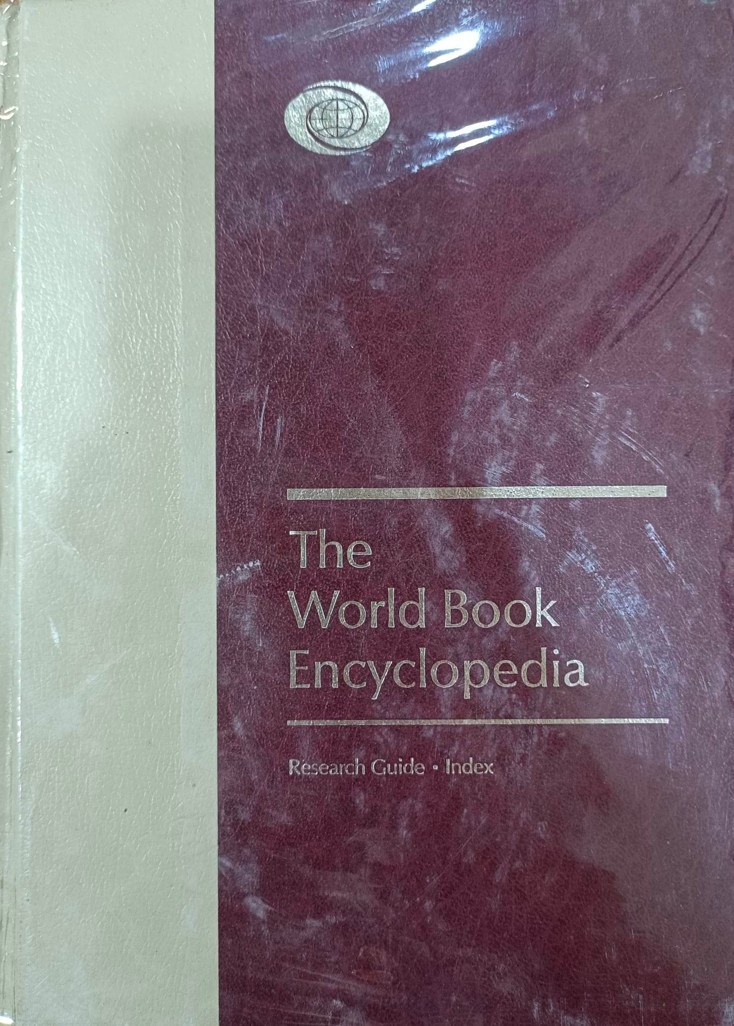 Book cover: The World Book encyclopedia : research guide/index, volume 22