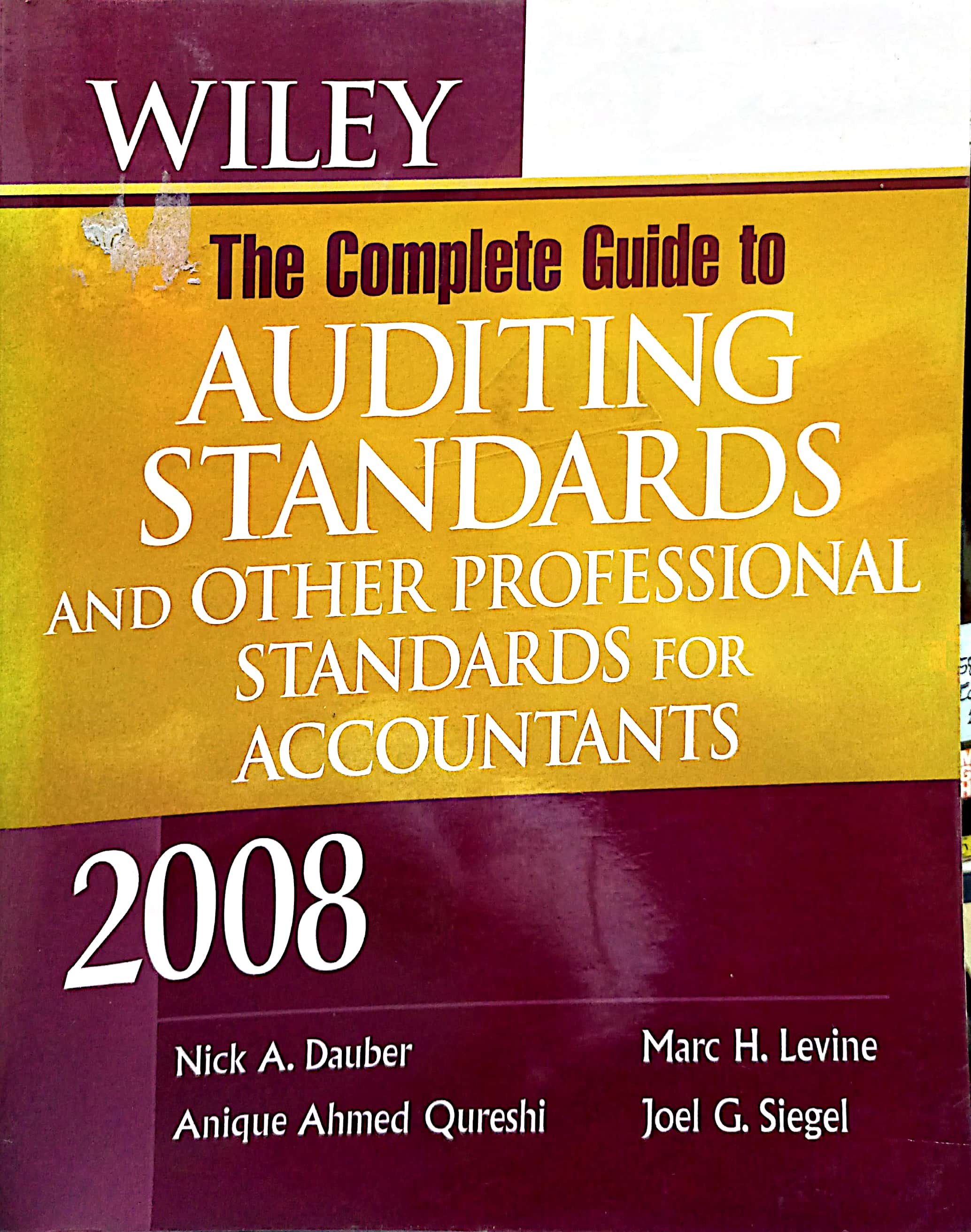 Book cover: The Complete guide to auditing standards