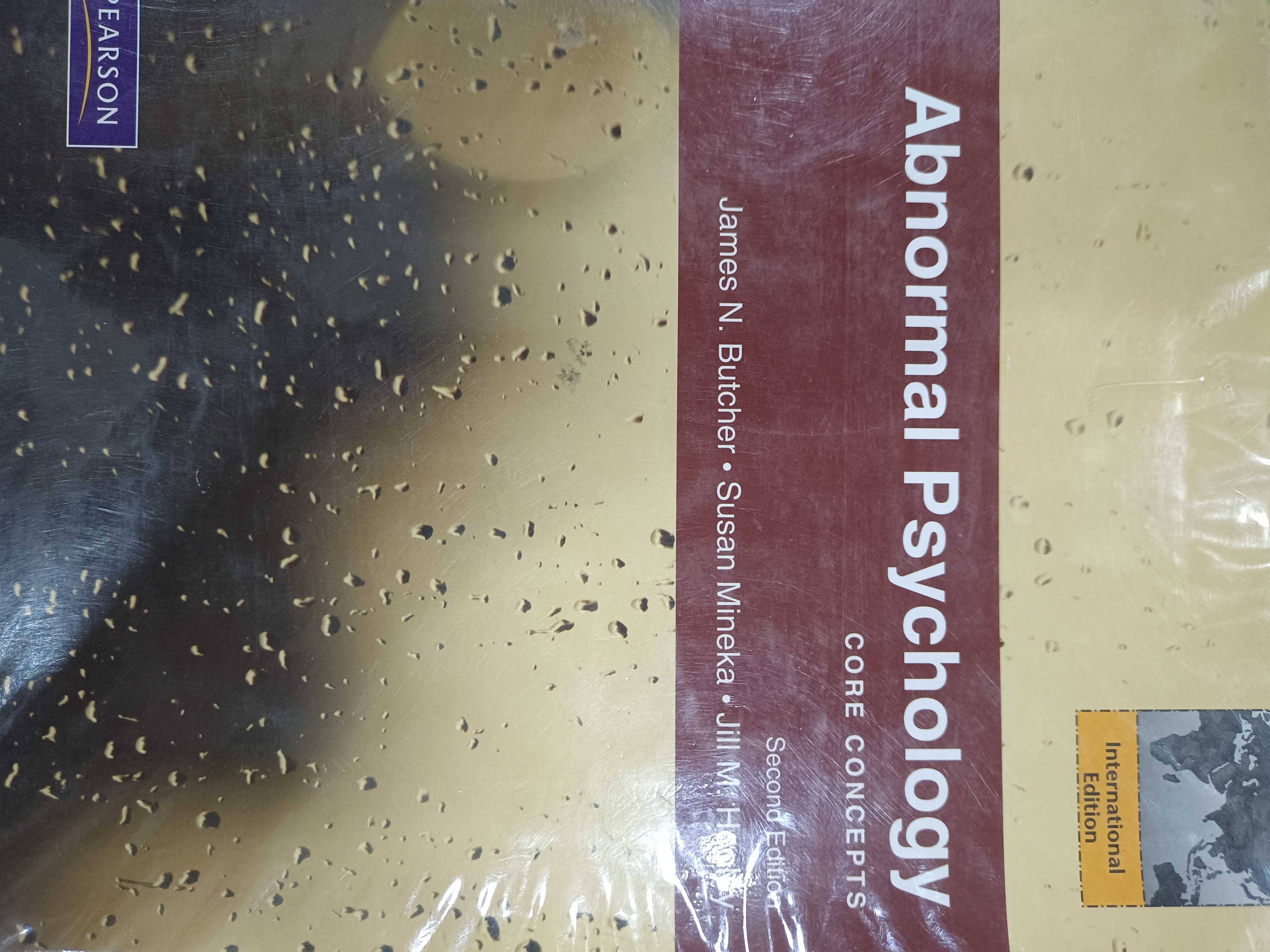 Book cover: Abnormal psychology: core concepts.